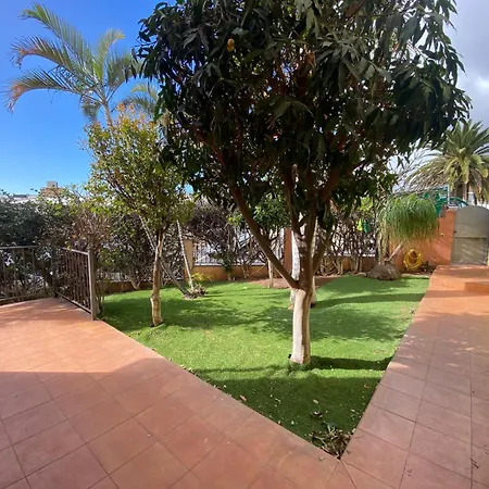 Casa Mar De - Vistas Al Mar - Terraza Privada Con Jardin - Wifi Y Parking Gratis