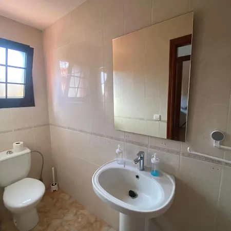 Casa Mar De - Vistas Al Mar - Terraza Privada Con Jardin - Wifi Y Parking Gratis *